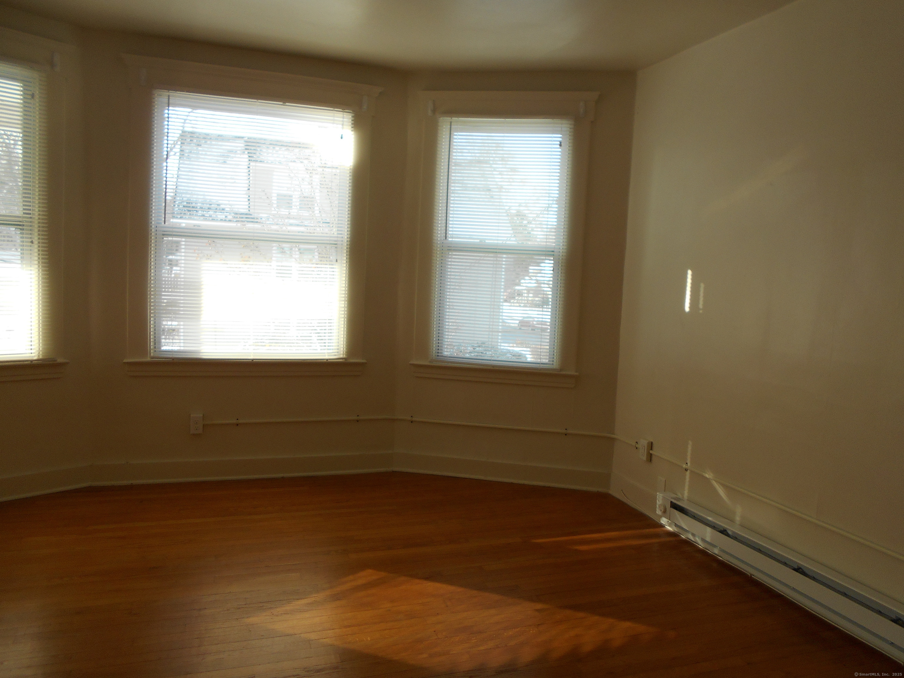 Property Photo:  183 Fairfield Street 2nd Floor  CT 06515 