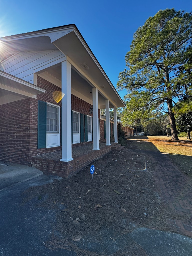 Property Photo: 104 Confederate Street GA 31750