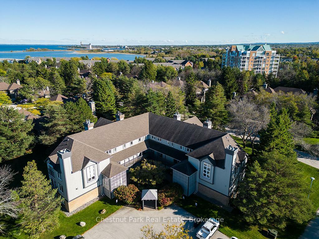 Photo de la propriété: 369 Mariners Way ON L9Y 5C7