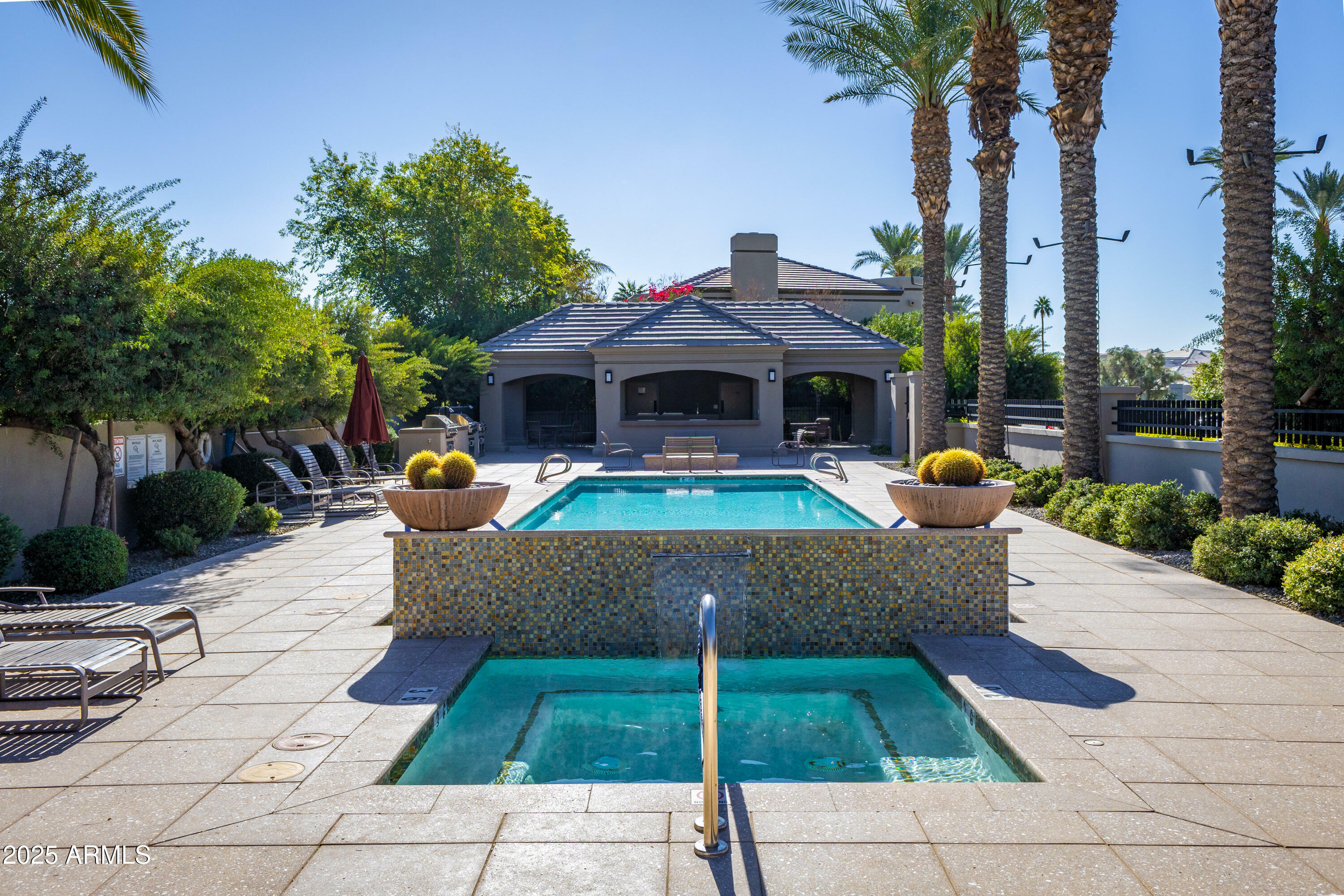 Property Photo: 7878 E Gainey Ranch Road 3 AZ 85258