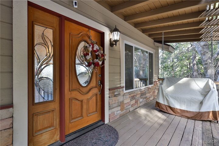 Property Photo:  25152 Valle Drive  CA 92325 