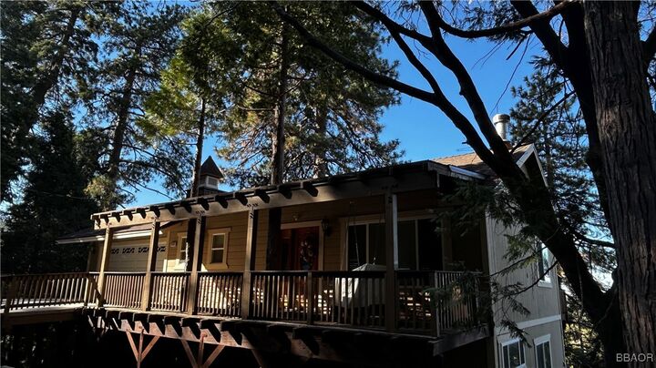 Property Photo: 25152 Valle Drive CA 92325