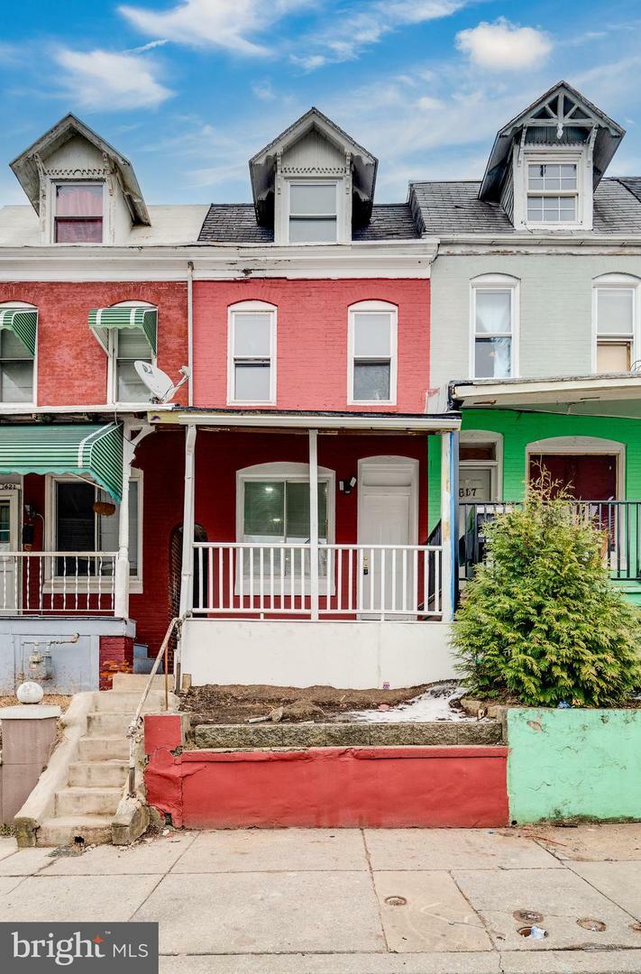 Property Photo:  619 Locust Street  PA 19604 