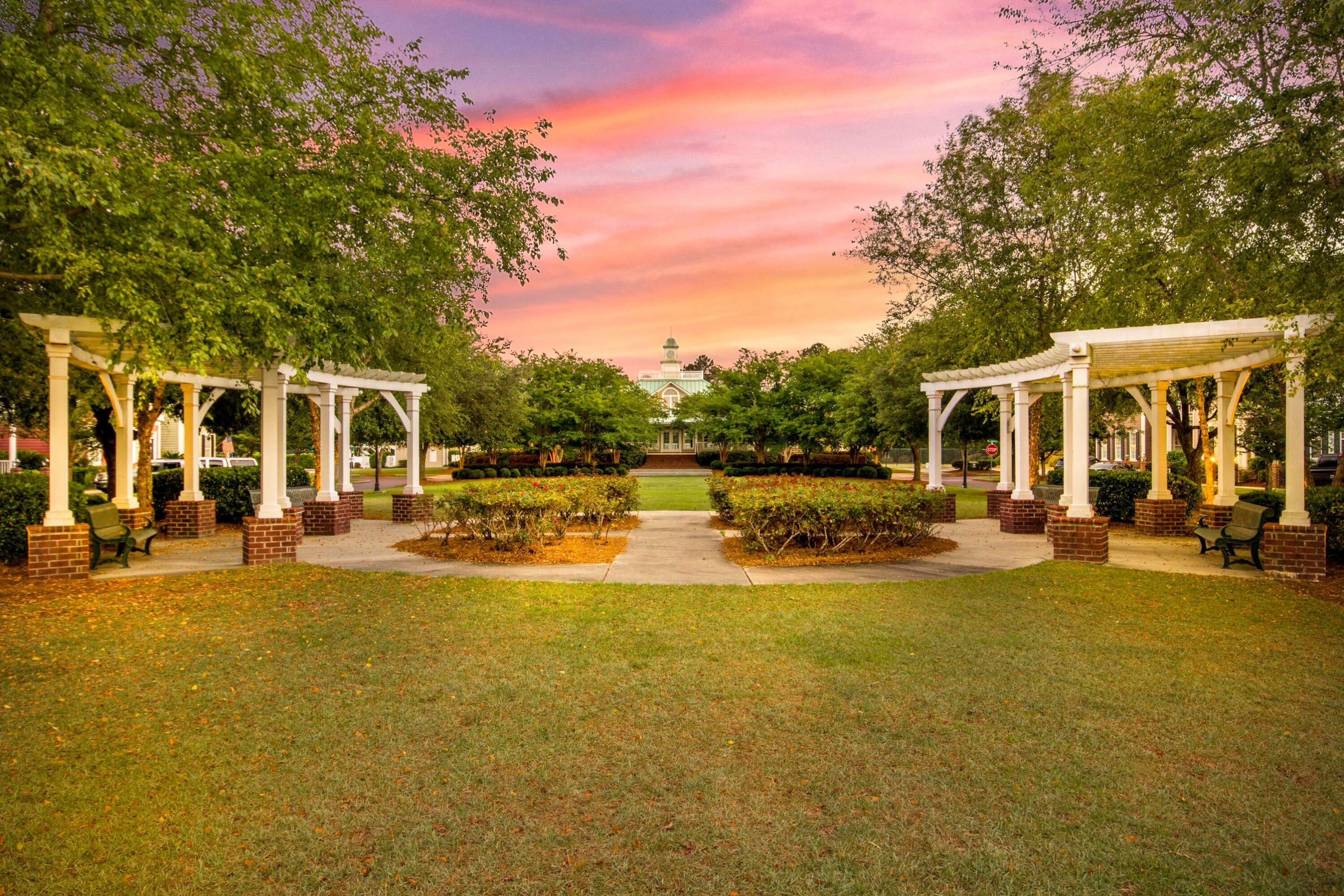 Property Photo:  307 Pimpernel Street  SC 29483 
