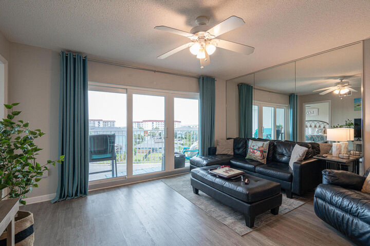 Property Photo:  895 Santa Rosa Boulevard Apt 510  FL 32548