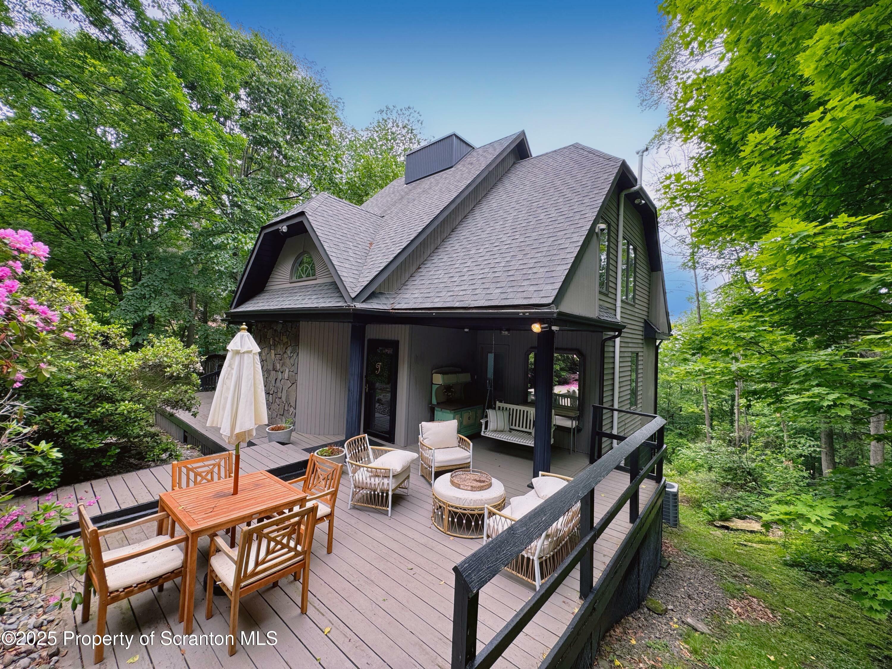218 Grouse Hill  North Abington Twp PA 18414 photo