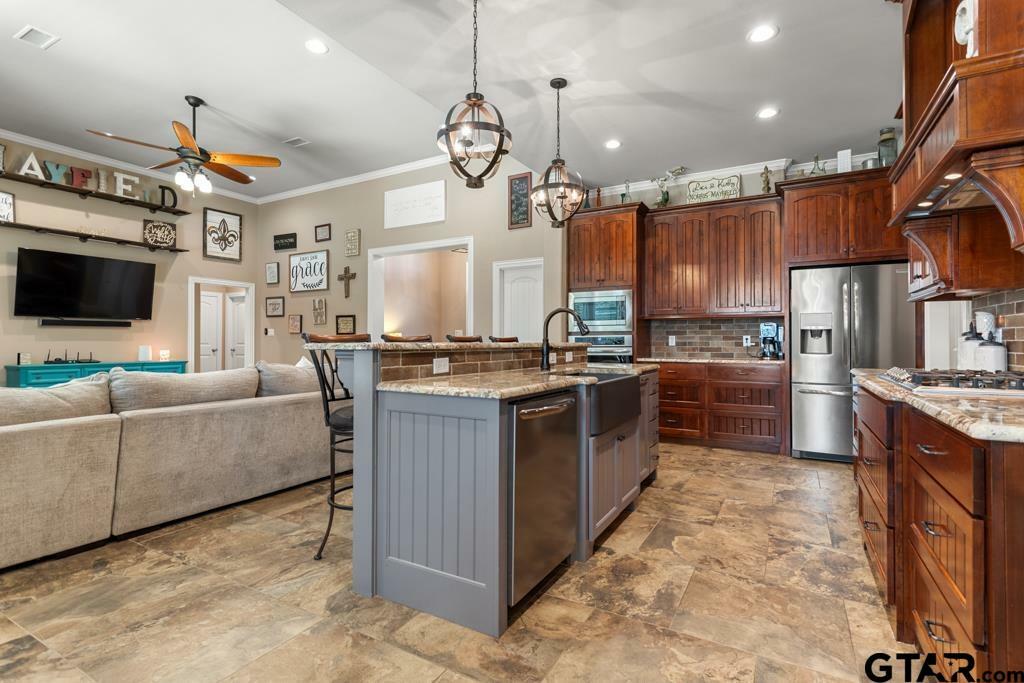 Property Photo: 12207 Oak Grove Dr. TX 75706