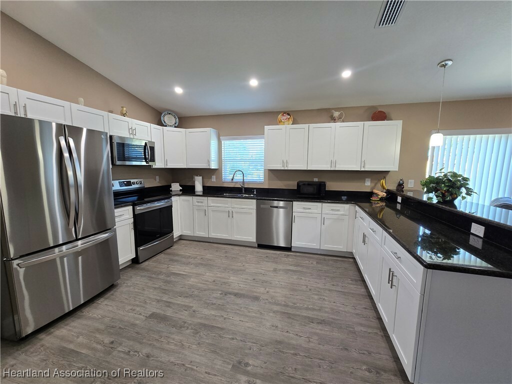 Property Photo: 5517 N Huckleberry Lake Drive FL 33875