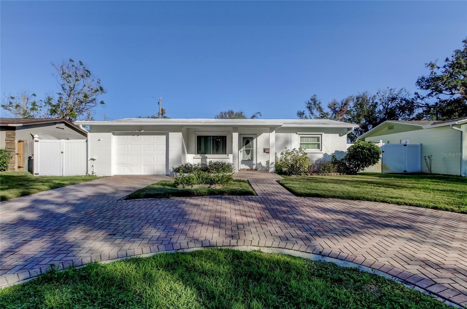8495 109th Street  Seminole FL 33772 photo