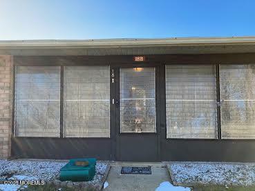 Property Photo: 18B Yorkshire Court NJ 08759
