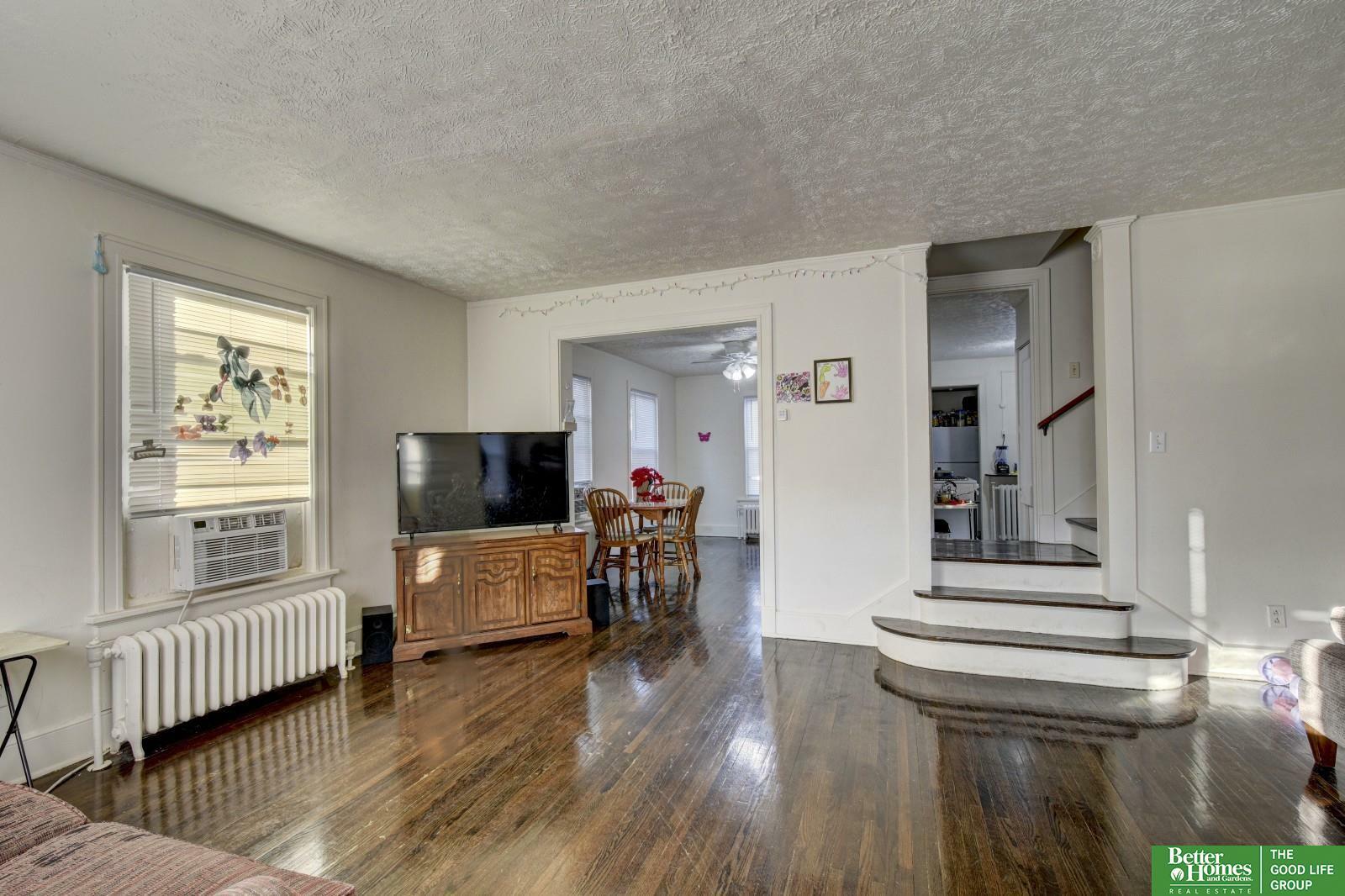 Property Photo:  134/136 N 38 Street  NE 68131 