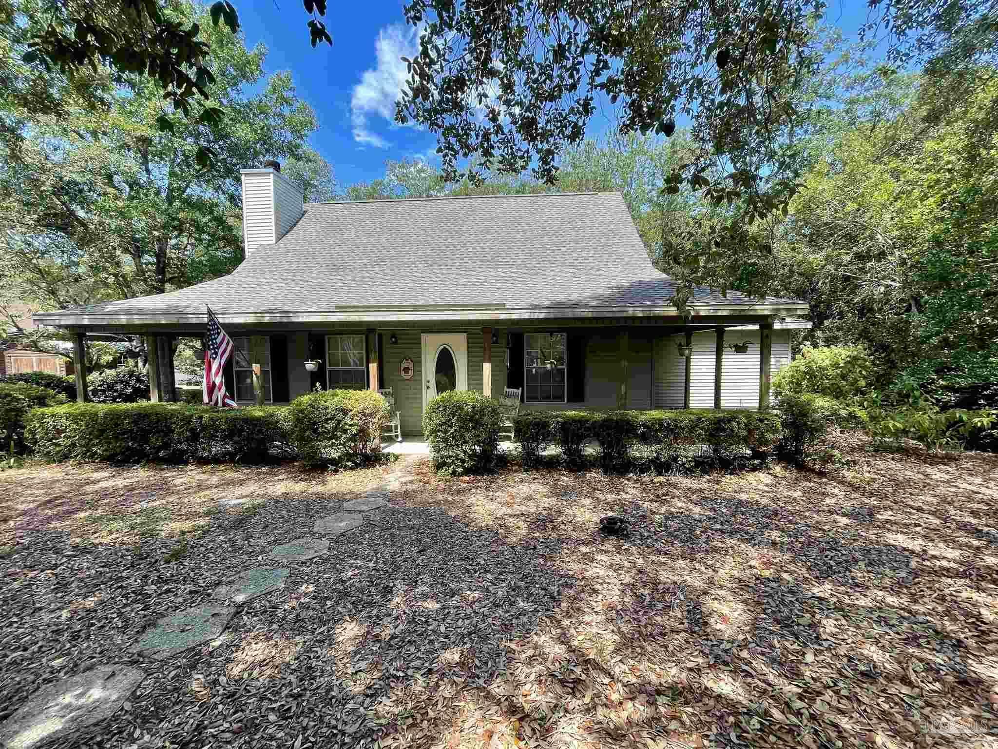 Property Photo:  2857 Avenida De Soto  FL 32566 