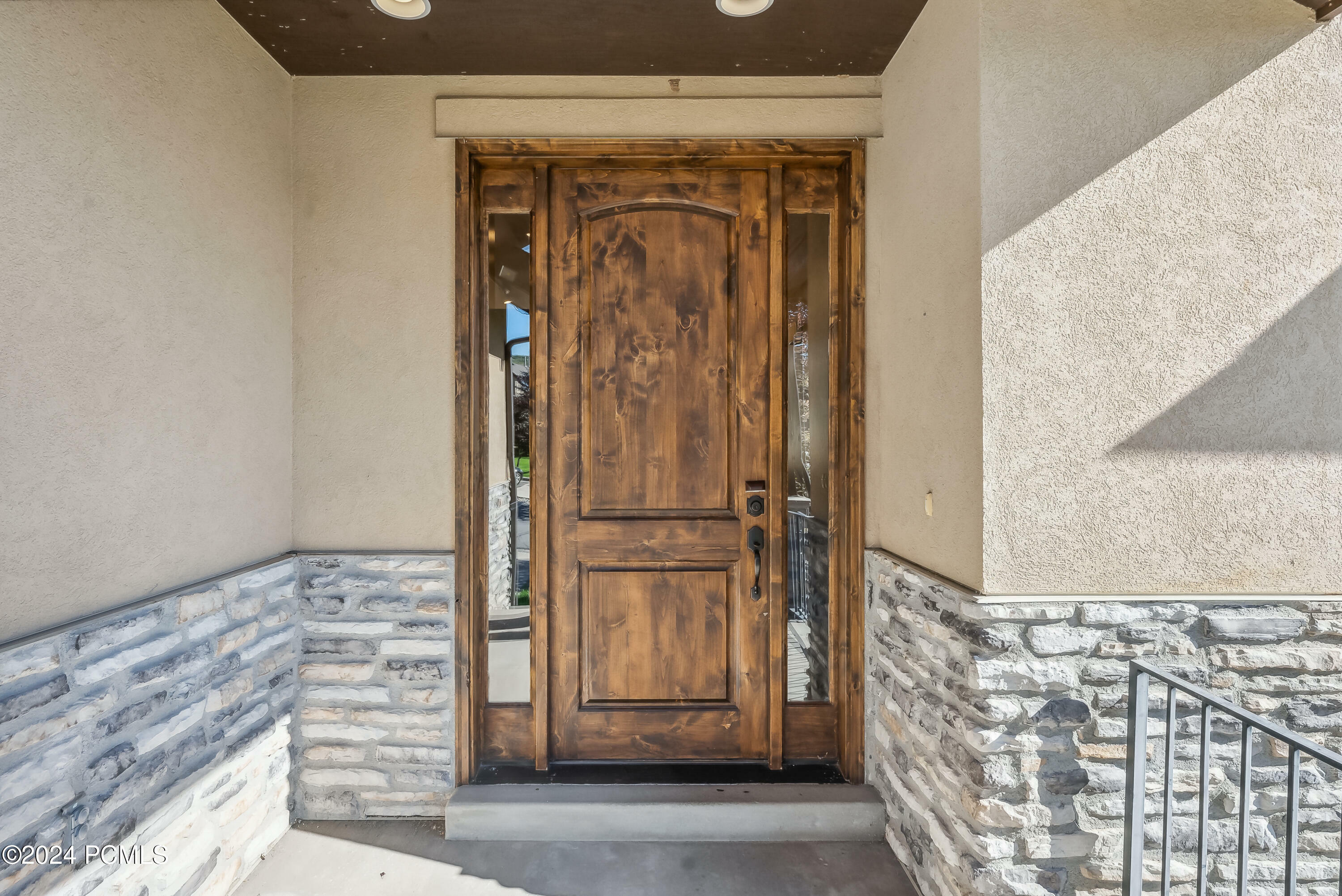 Property Photo: 1164 Sunburst Lane UT 84049