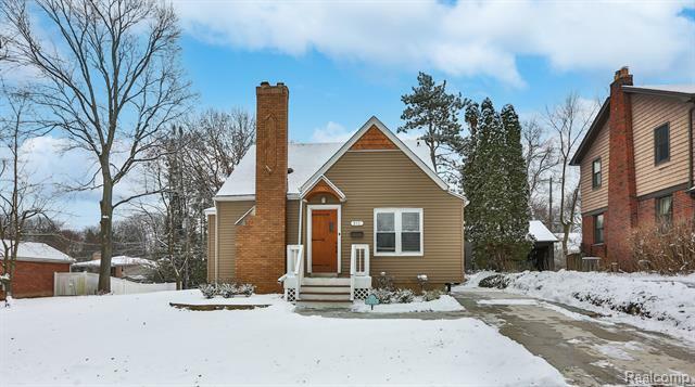 Property Photo:  311 Ellen Avenue  MI 48073 