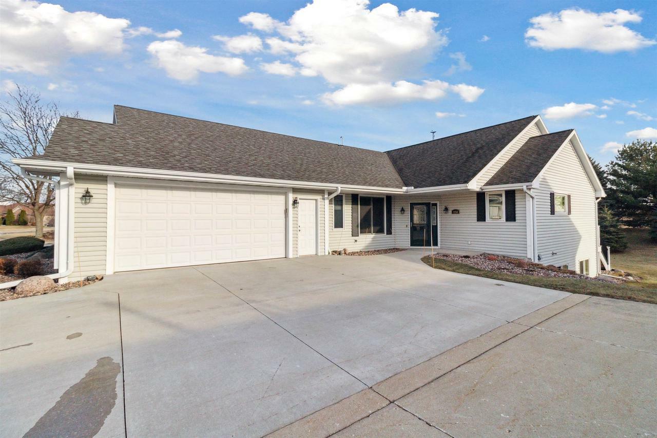 Property Photo:  4950 Monarch Drive  WI 53563 