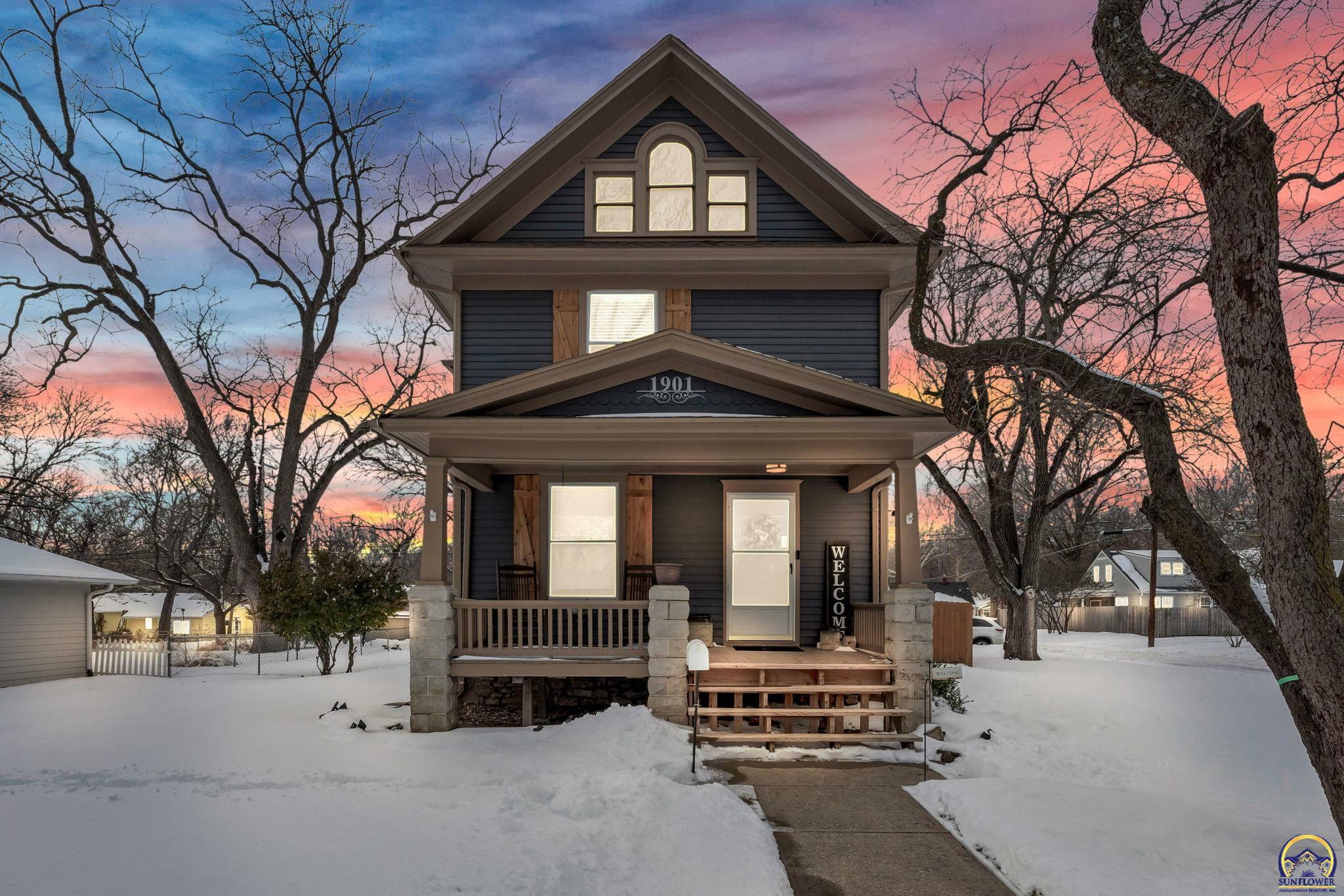 Property Photo:  1901 SW High Ave  KS 66604 