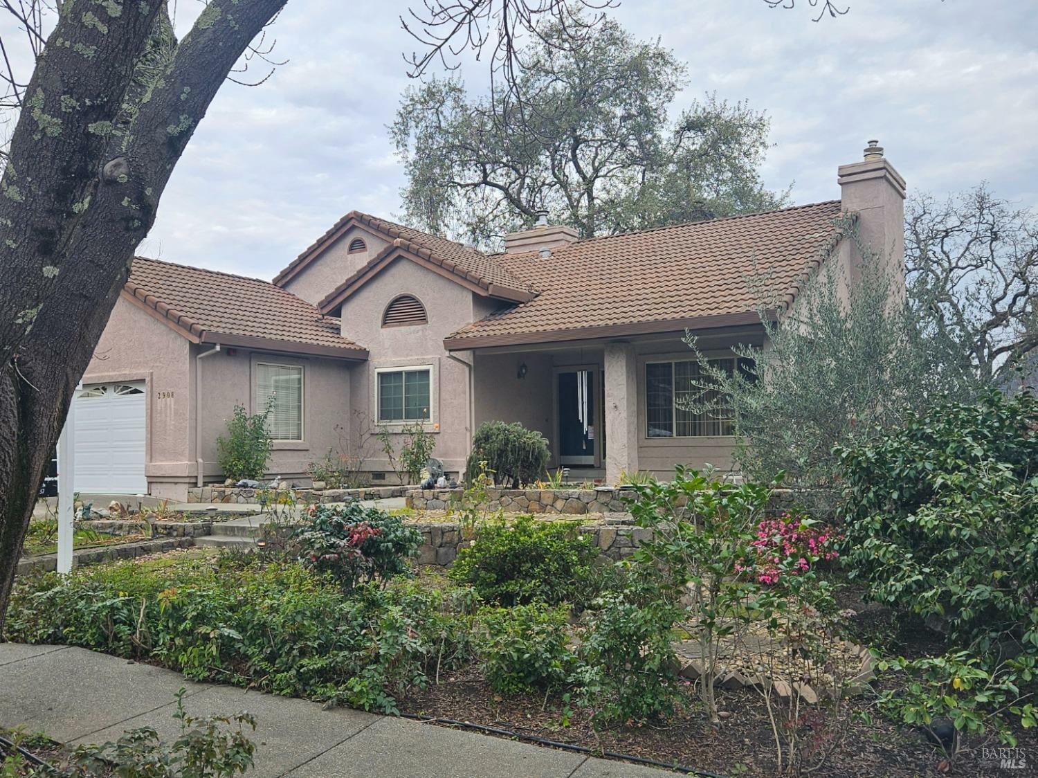 Property Photo:  2908 Victoria Court  CA 94558 