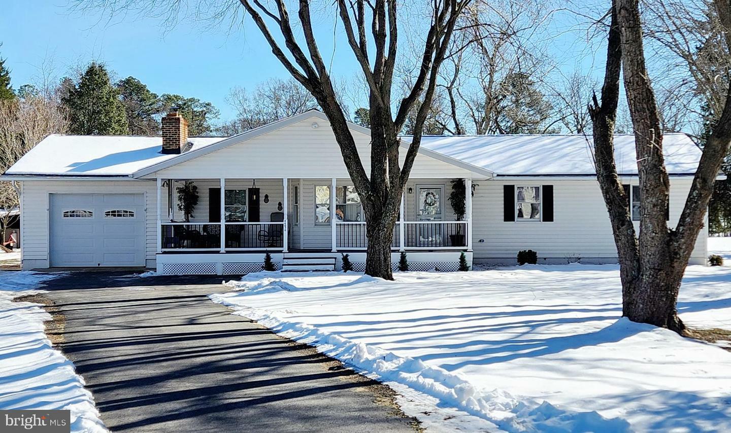 Property Photo: 46030 Bates Road MD 20634