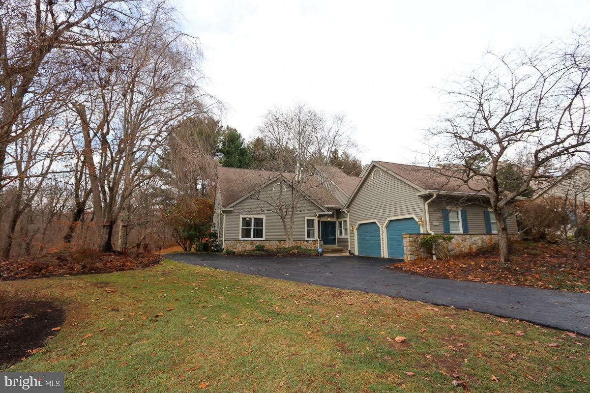 658 Hidden Pond Lane  Huntingdon Valley PA 19006 photo