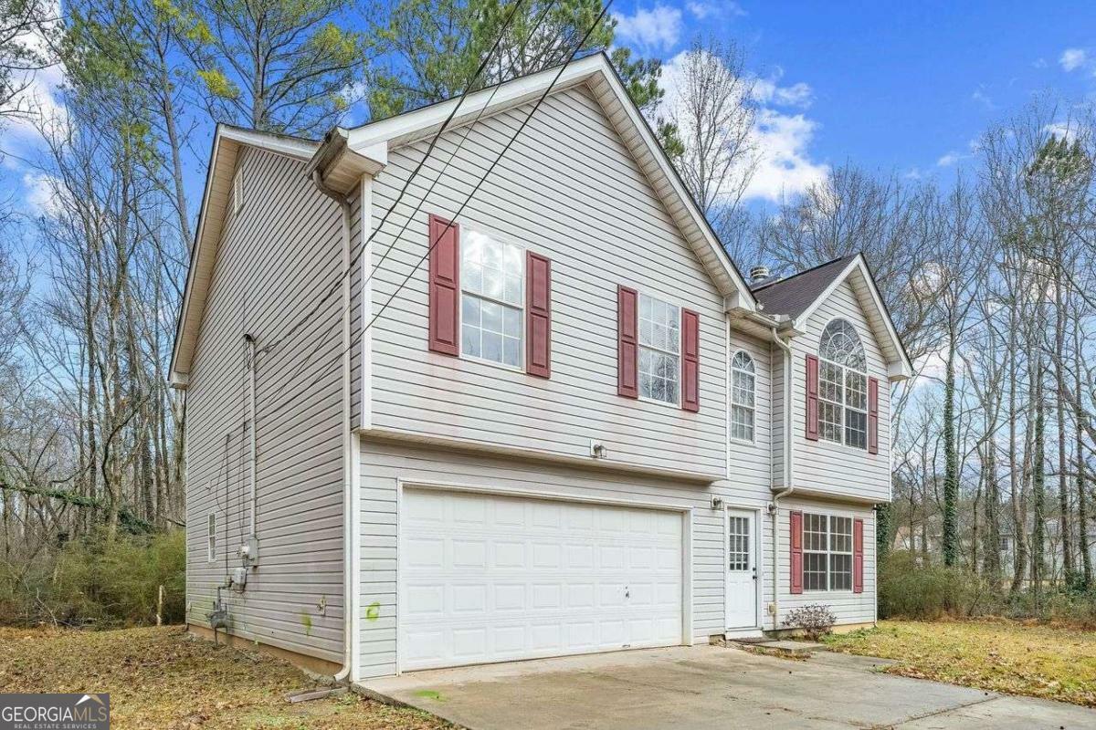 Property Photo: 6207 Willowbrook Drive GA 30296