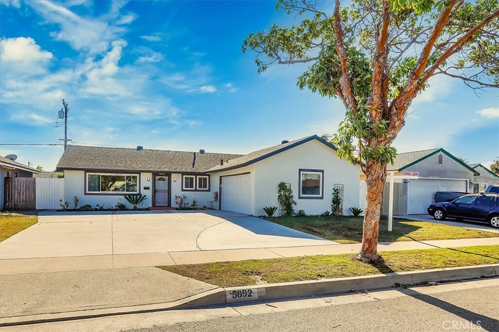 5692 Harold Place  Huntington Beach CA 92647 photo