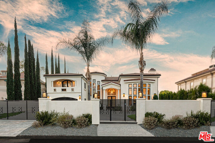 5349 Aura Avenue  Tarzana CA 91356 photo