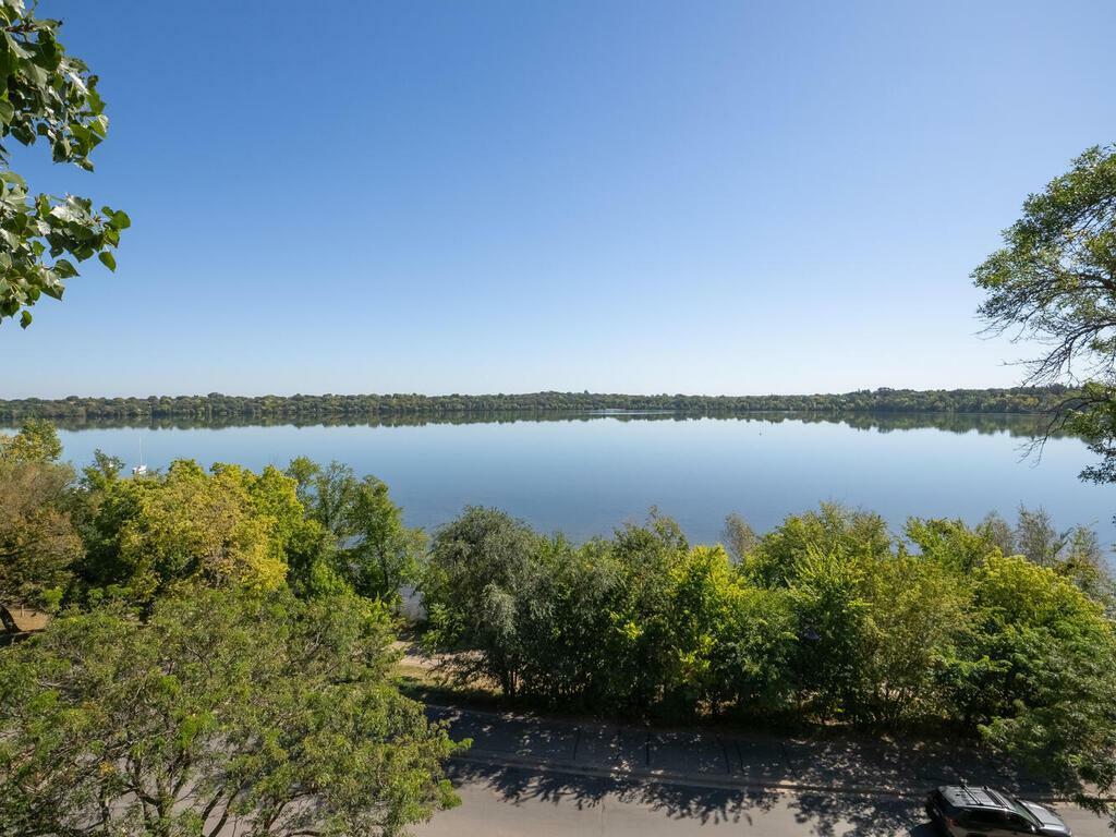 Property Photo: 4418 W Lake Harriet Parkway 104 MN 55410