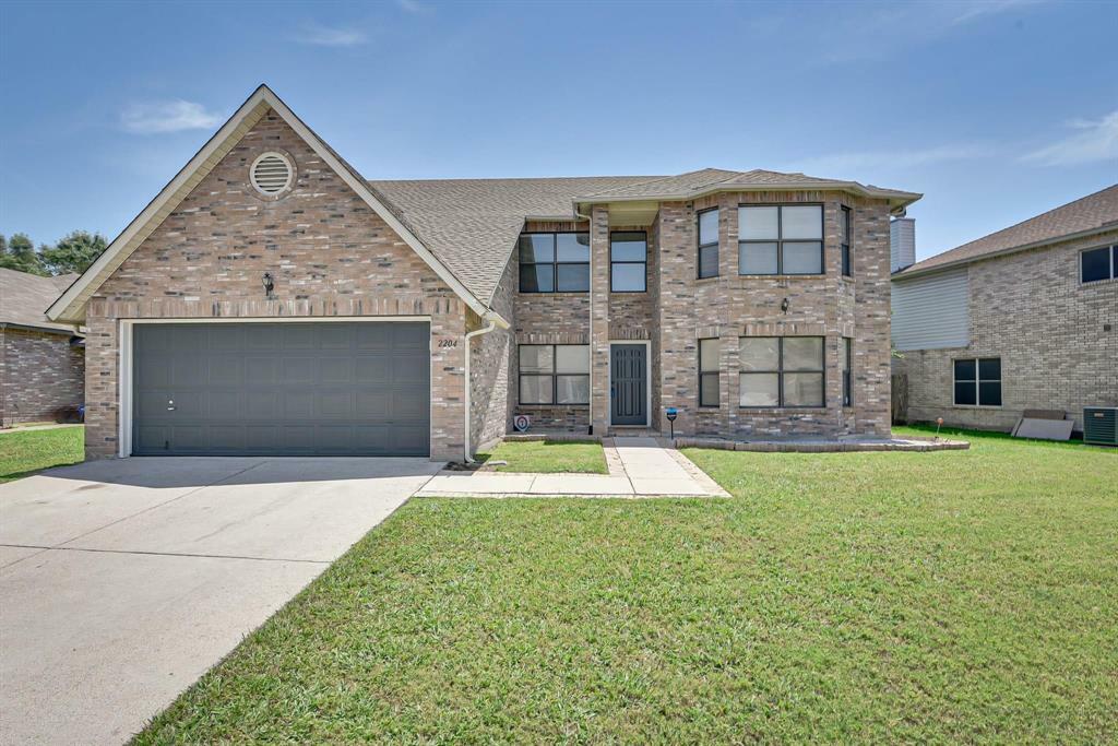 Property Photo:  2204 Delaford Drive  TX 76002 