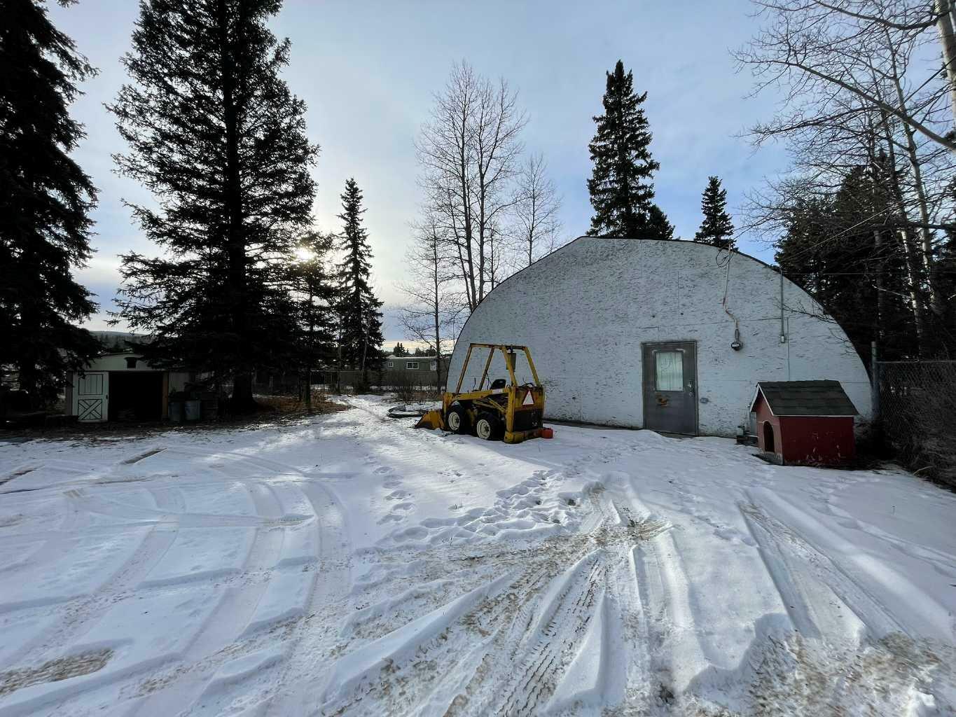 Property Photo:  203 Maurer Drive  AB T7V 2C4 