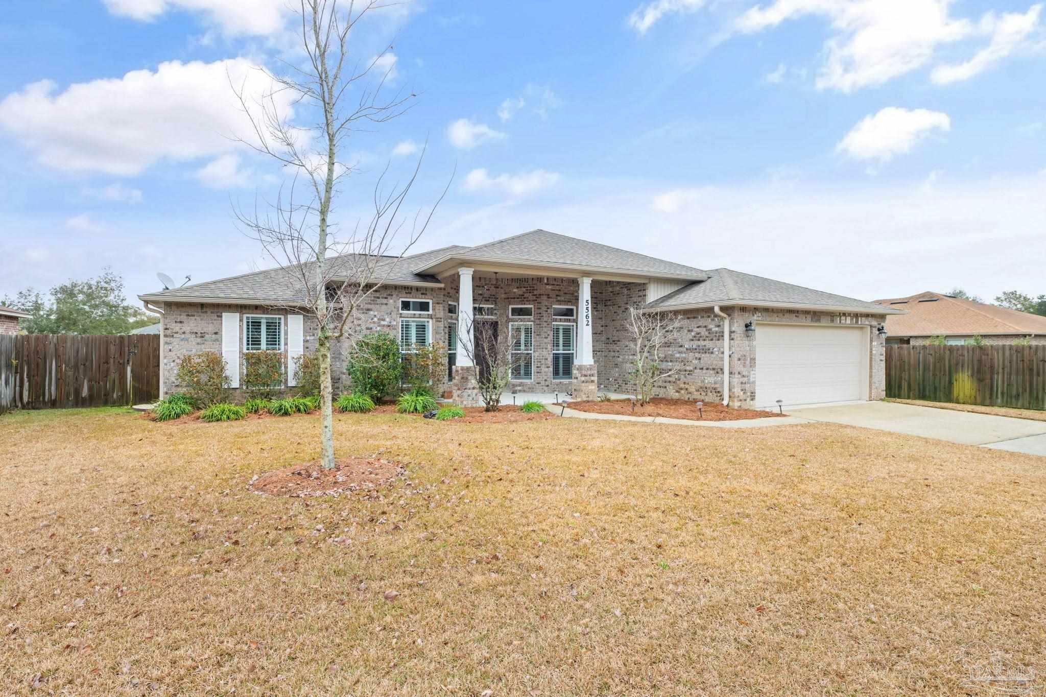 Property Photo:  5562 Cane Syrup Cir  FL 32571 