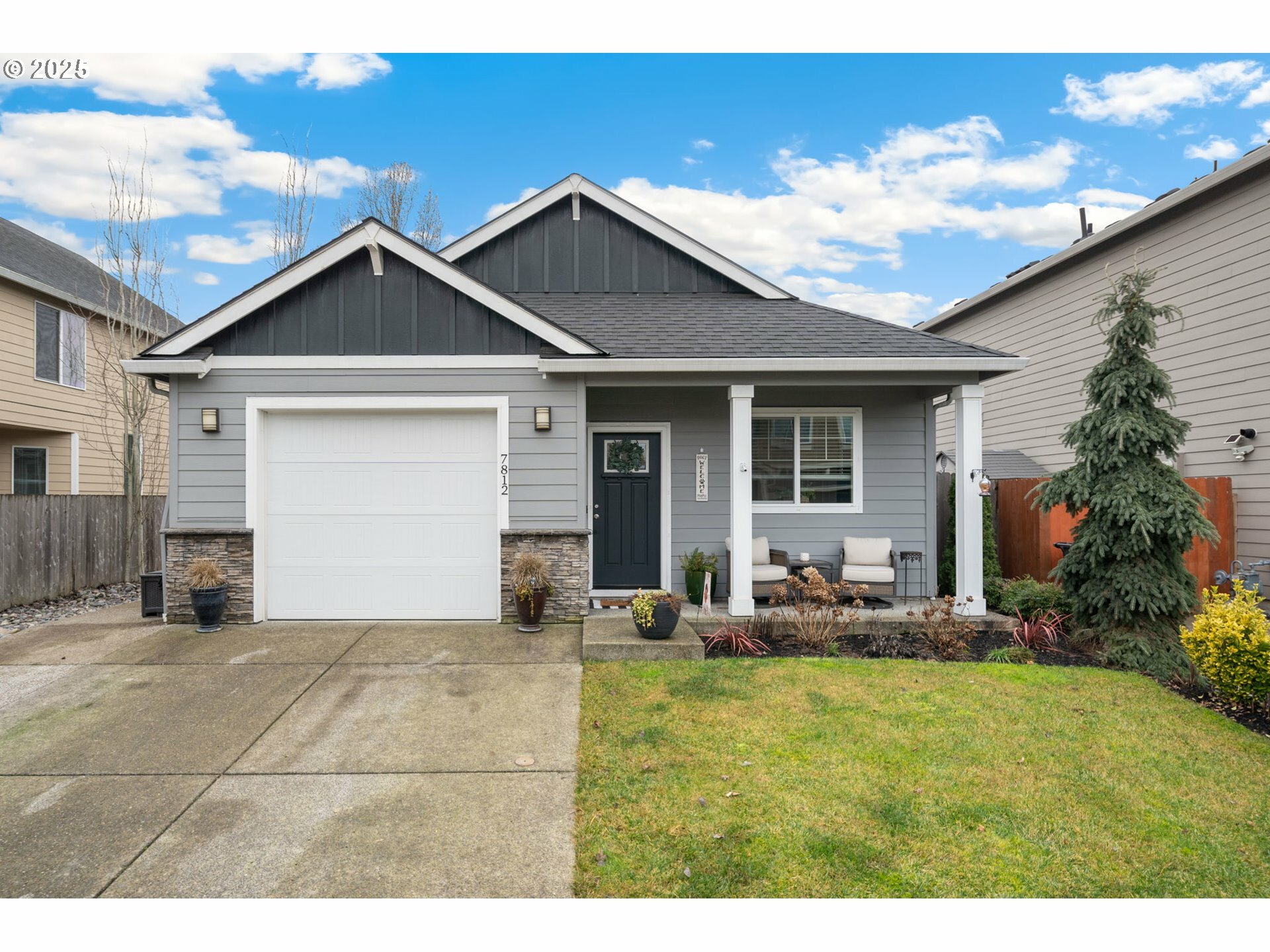 Property Photo:  7812 NE 92nd Ave  WA 98662 