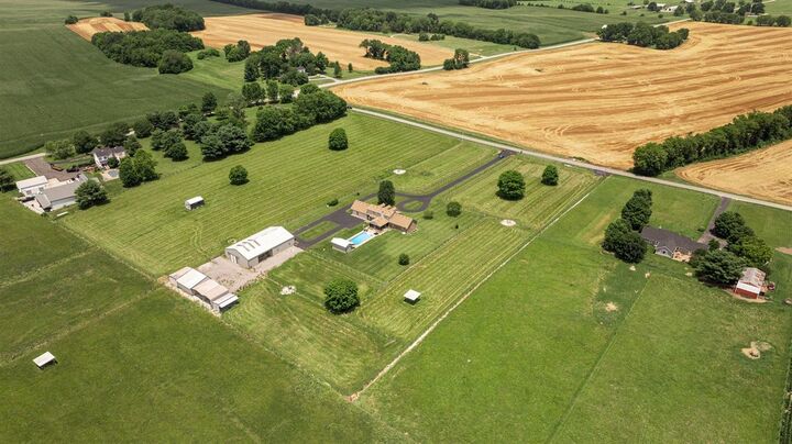 Property Photo:  221 Fred Lively Road  KY 42104 