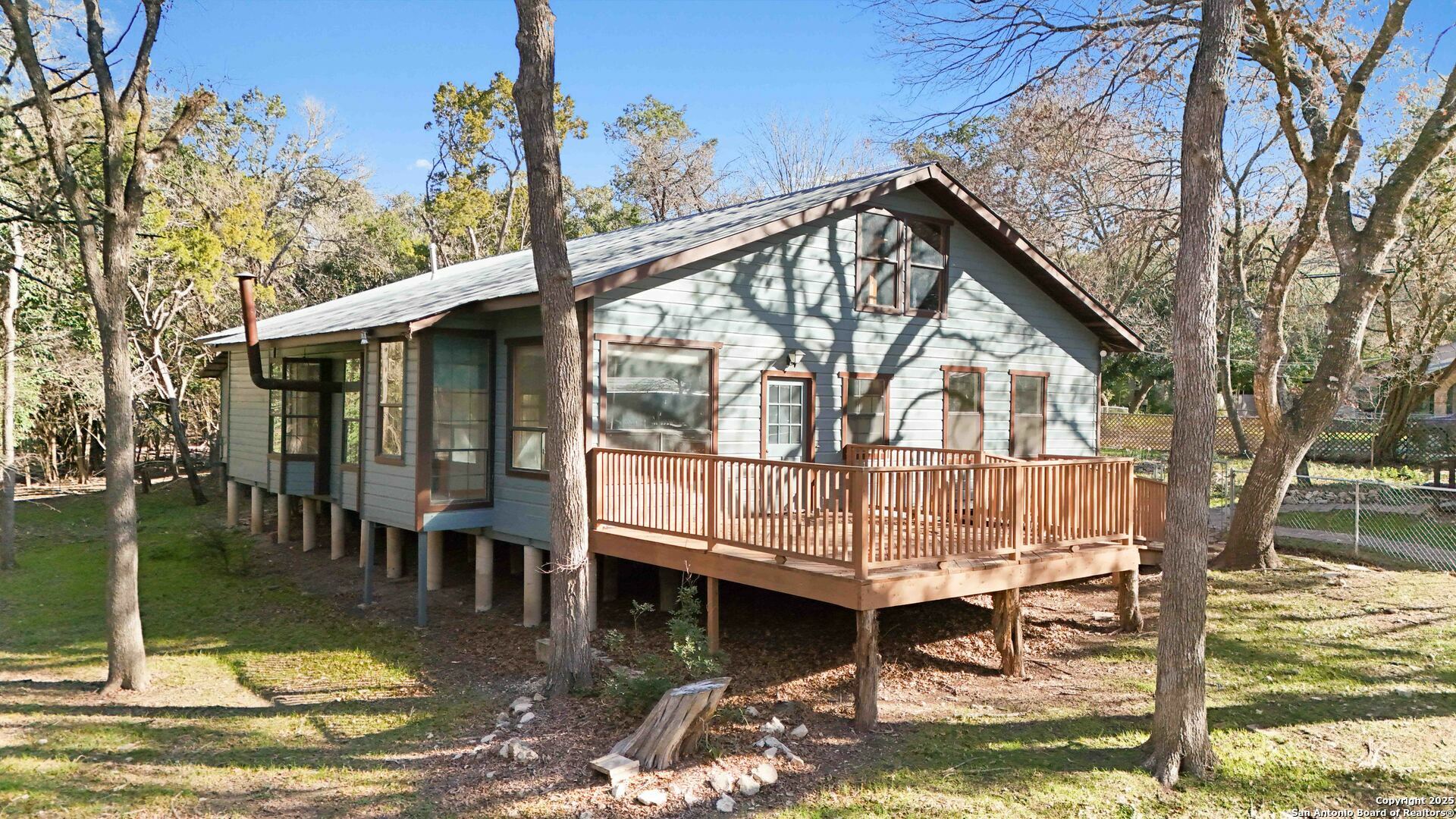 Property Photo: 19517 Scenic Loop TX 78023