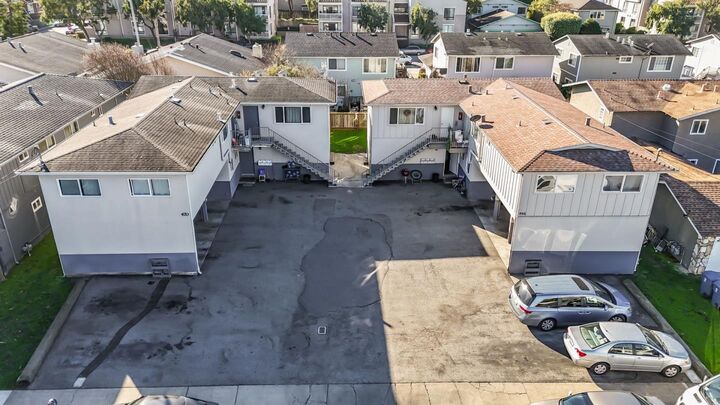 Property Photo:  470 Willow Avenue  CA 94019 