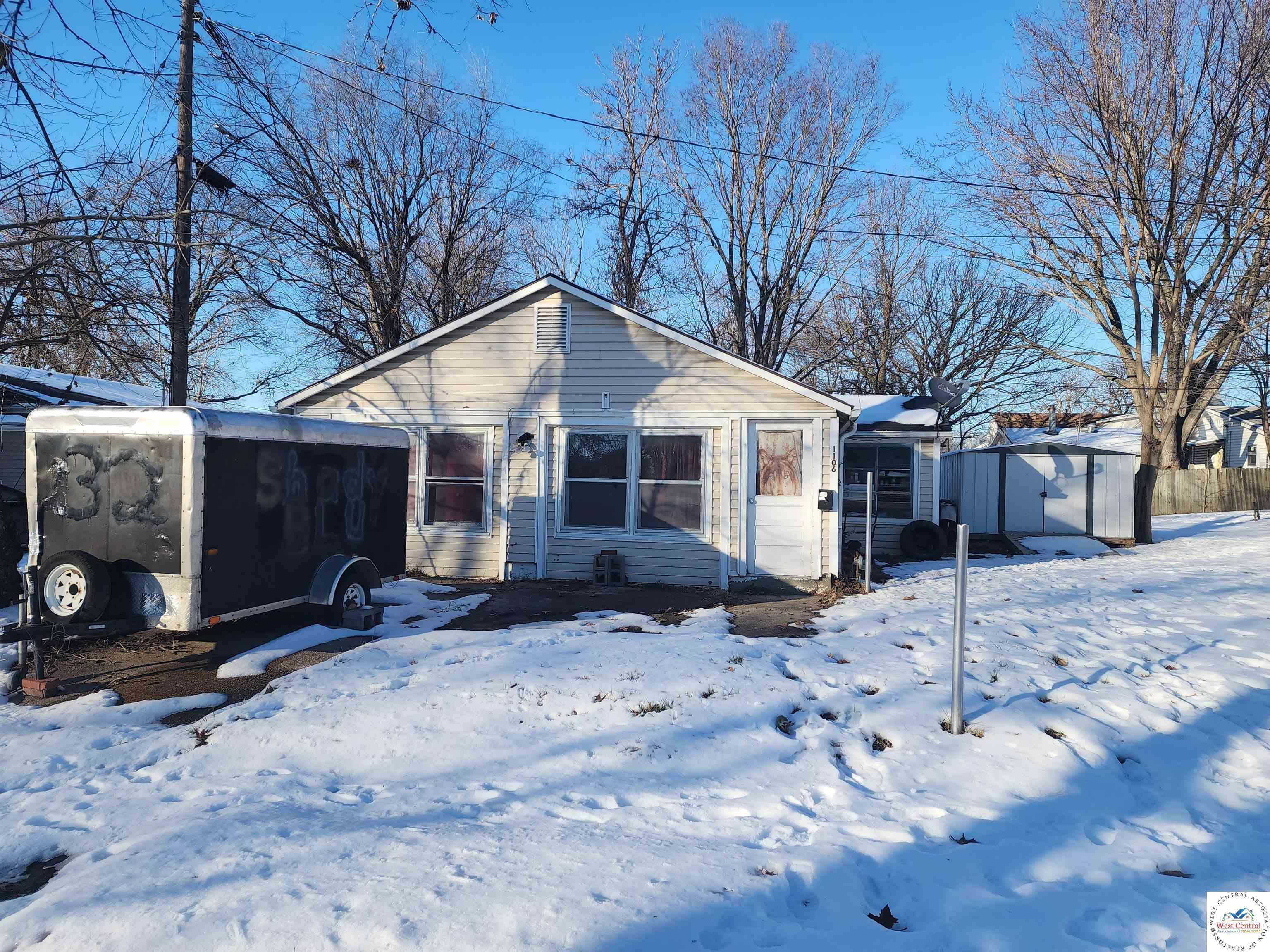 Property Photo:  126 S Stewart  MO 65301 