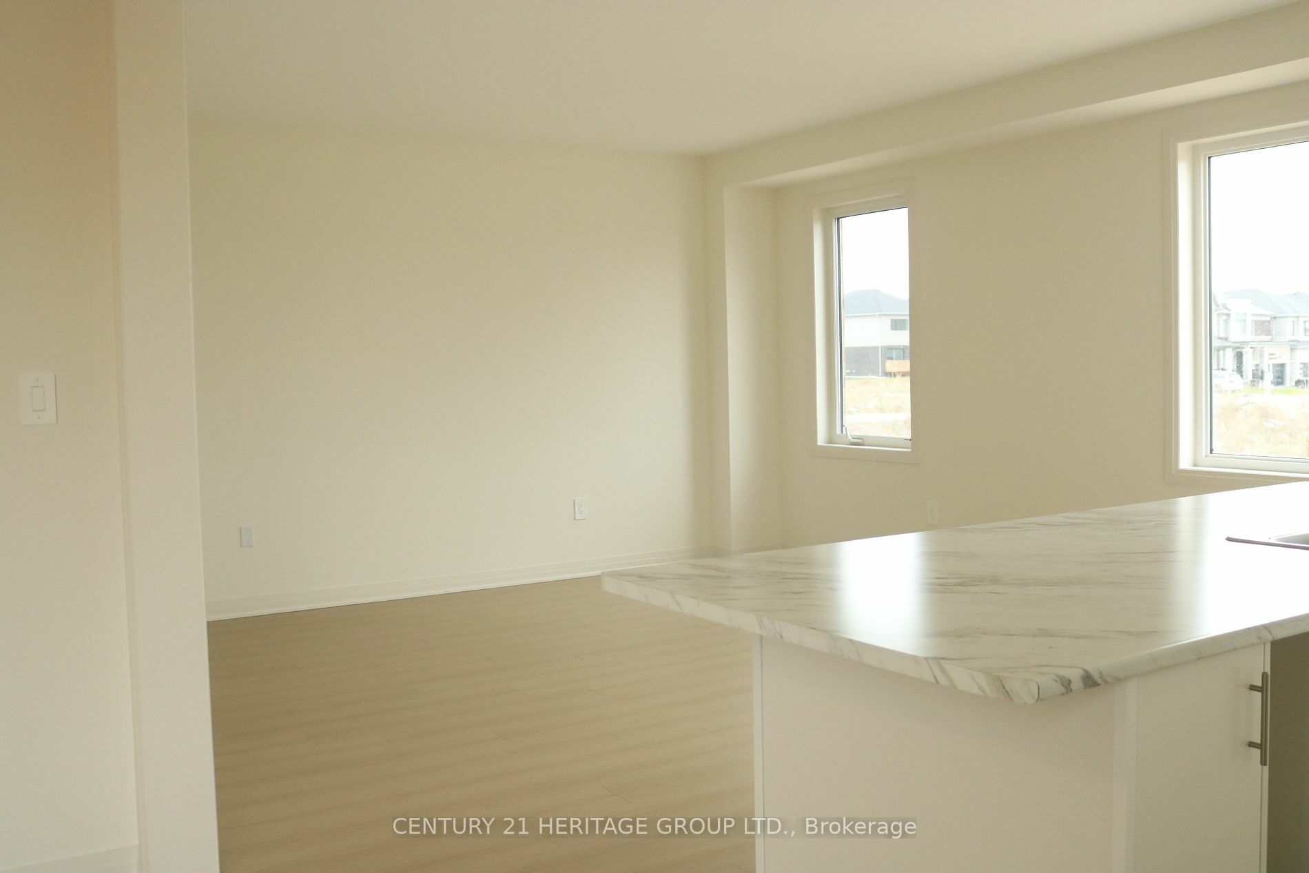 Photo de la propriété:  37 Stockholm Rd  ON L9S 2Z8 