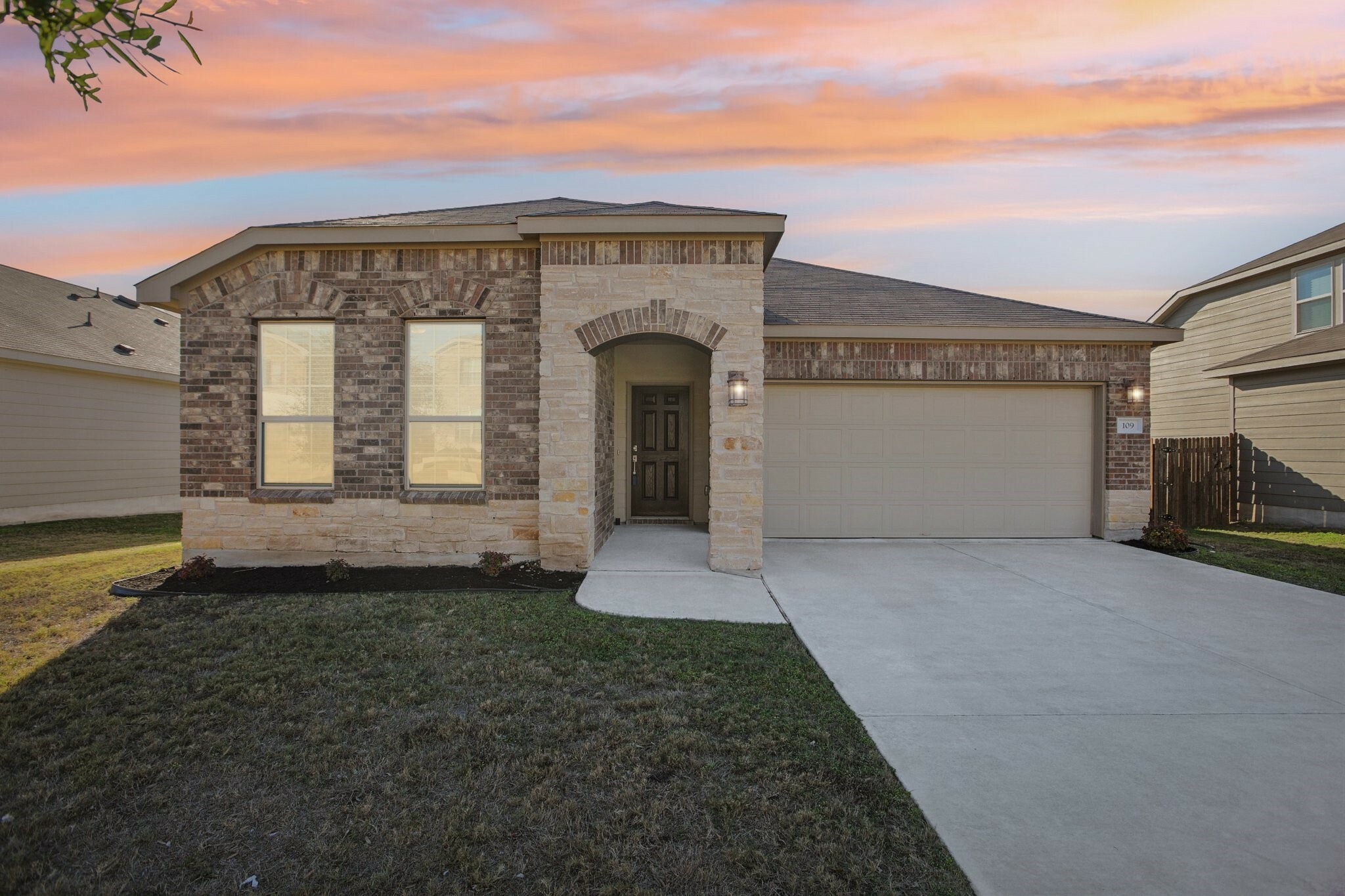 Property Photo: 109 Limonite Lane TX 78642