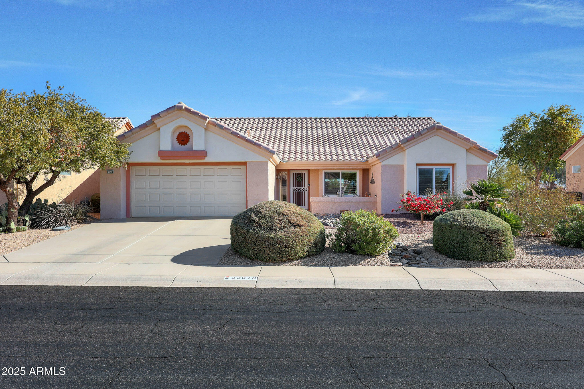 Property Photo:  22619 N Las Lomas Lane  AZ 85375 