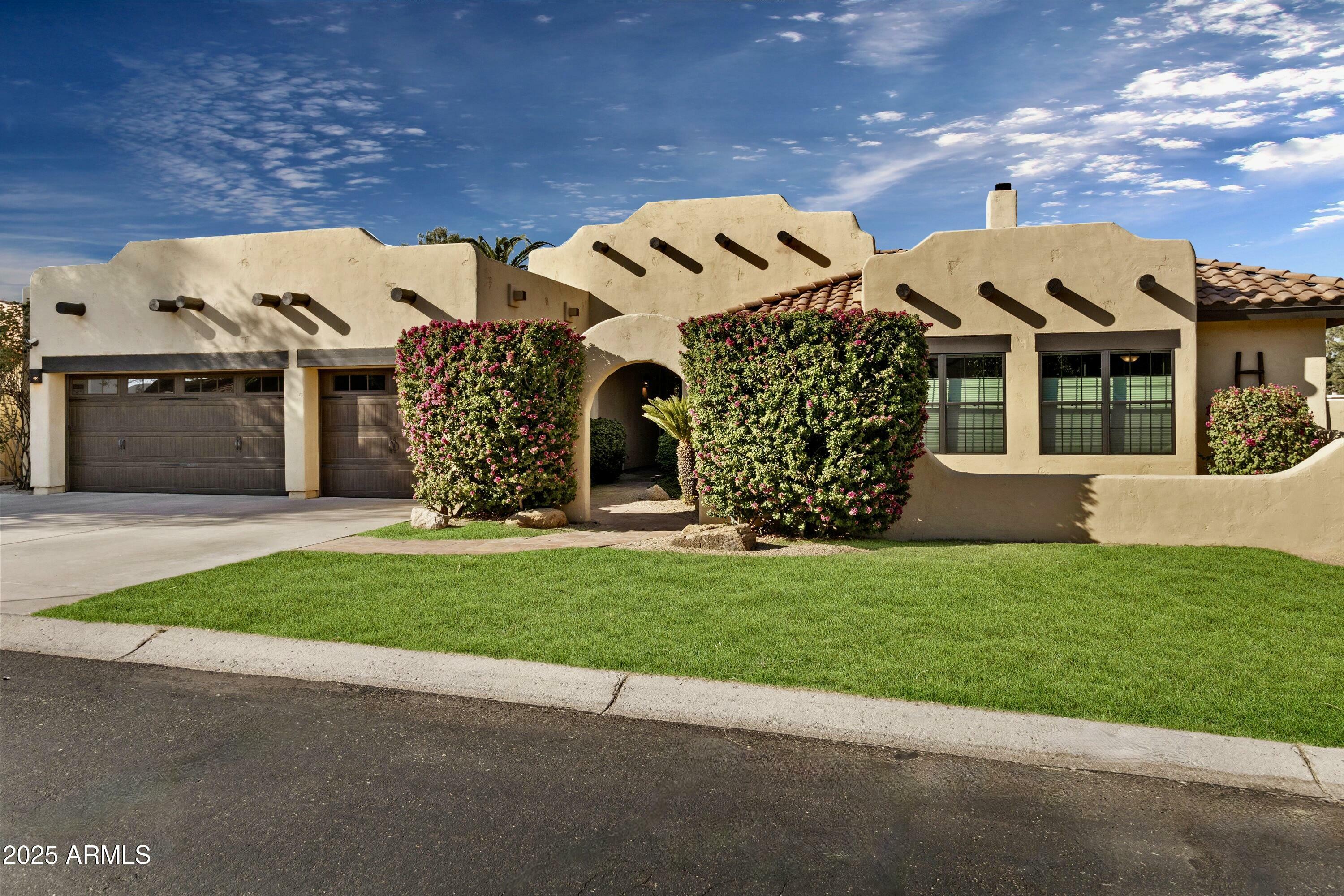 Property Photo: 3418 E Las Rocas Drive AZ 85028