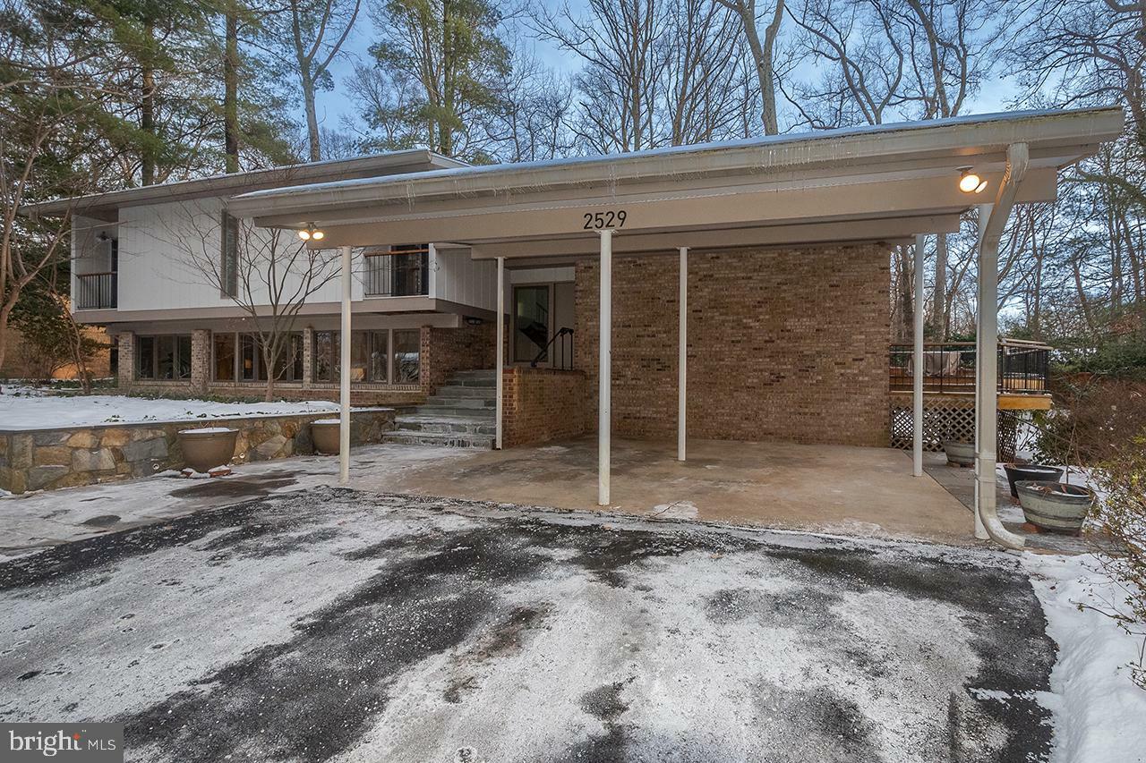 Property Photo: 2529 Trophy Lane VA 20191