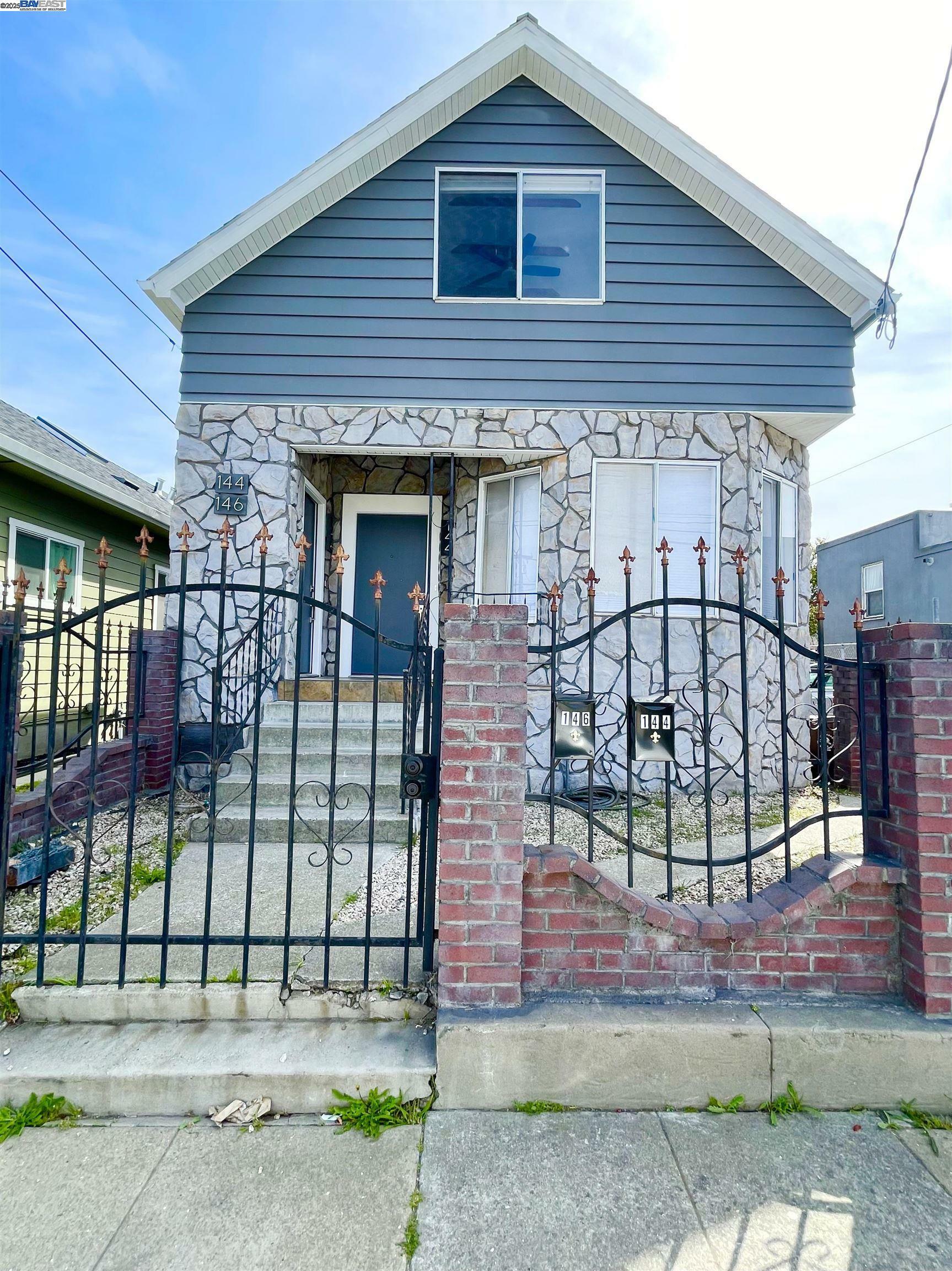 Property Photo:  146 15th St  CA 94801 