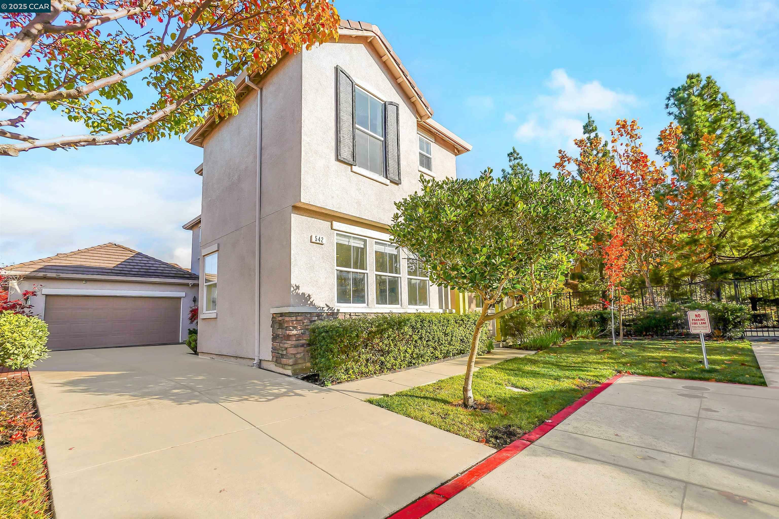 Property Photo:  542 Dutch Elm Dr  CA 94547 