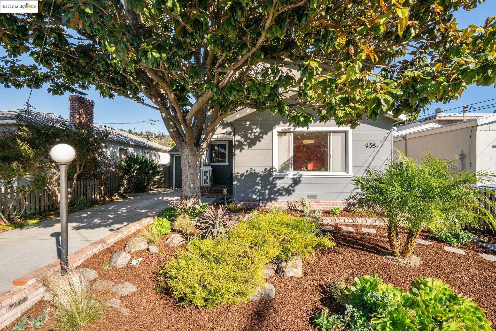 Property Photo:  938 Liberty St.  CA 94530 