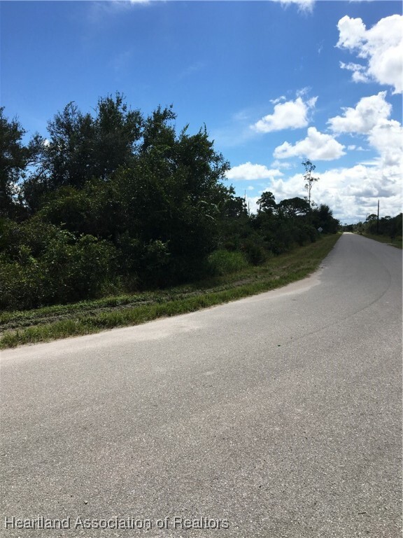 Property Photo: 1117 Breckinridge Avenue FL 33852