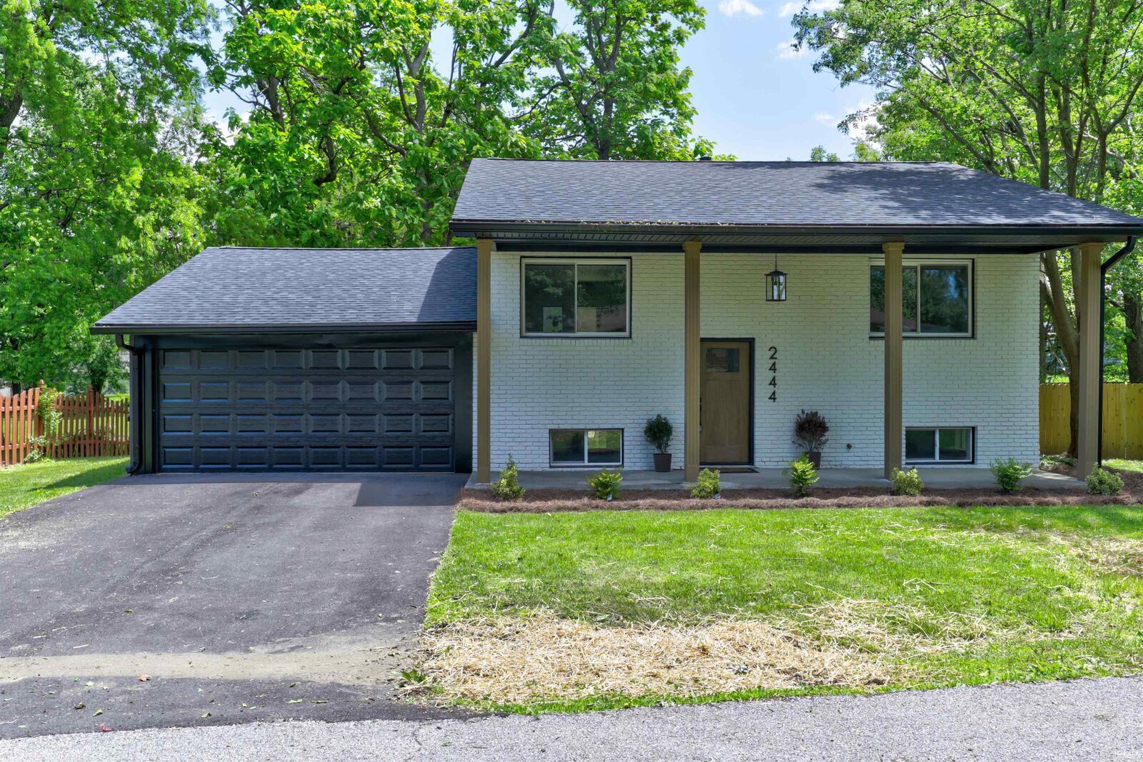 Property Photo:  2444 Clover Circle  IN 47630 