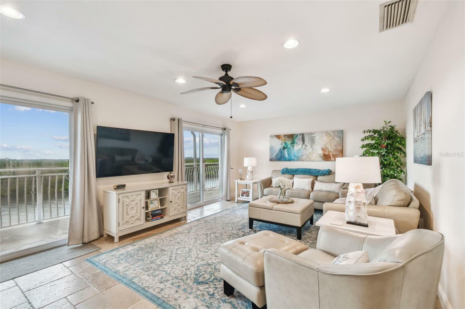 Property Photo: 8829 Bay Pointe Drive 205 FL 33615