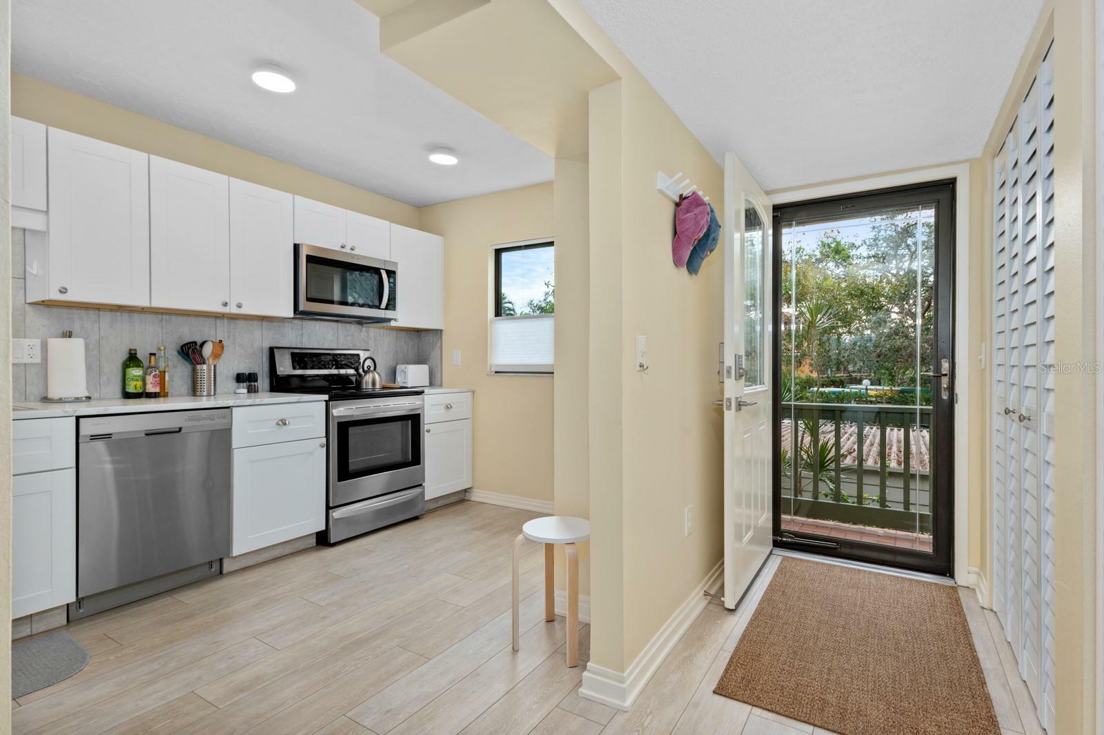 Property Photo:  1603 Bayhouse Point Drive 212  FL 34231 