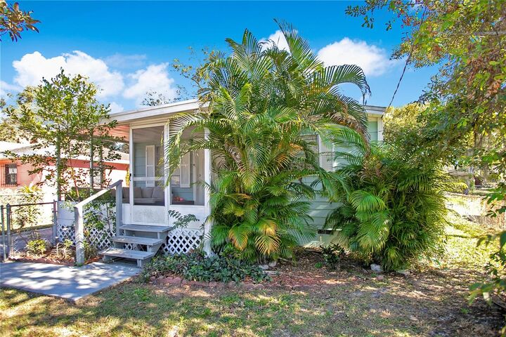 Property Photo: 1133 N Brunnell Parkway FL 33805