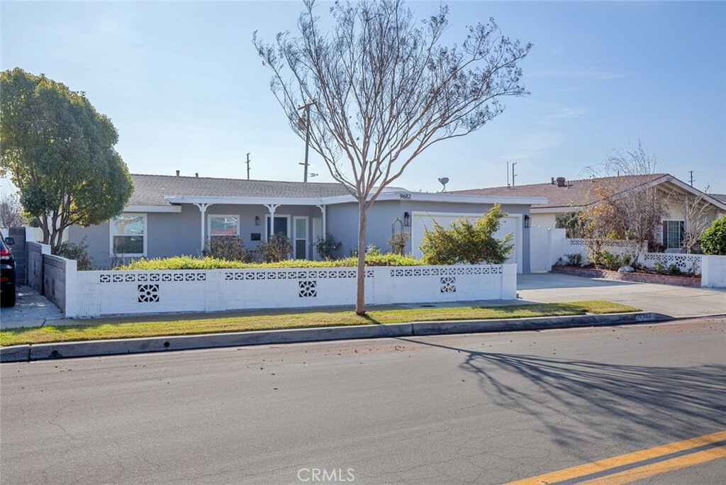 Property Photo:  9682 Velardo Drive  CA 92646 