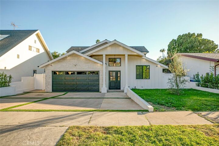 Property Photo: 13616 Vose Street CA 91405